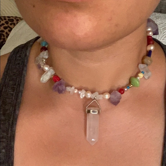 Chunky Gem necklace with rose quartz pendant. - Picture 4 of 5